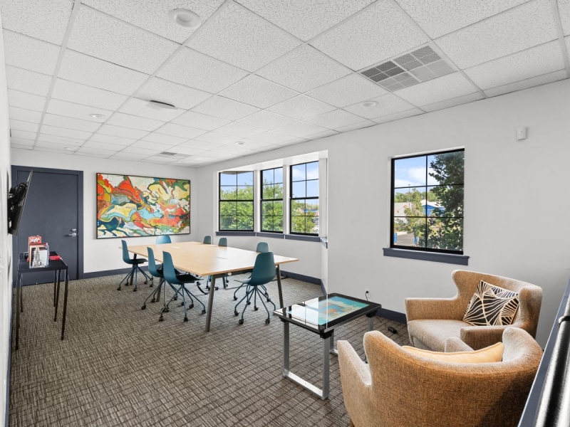 Enjoy a variety of cozy shared workspaces designed for focus, comfort, and productivity.