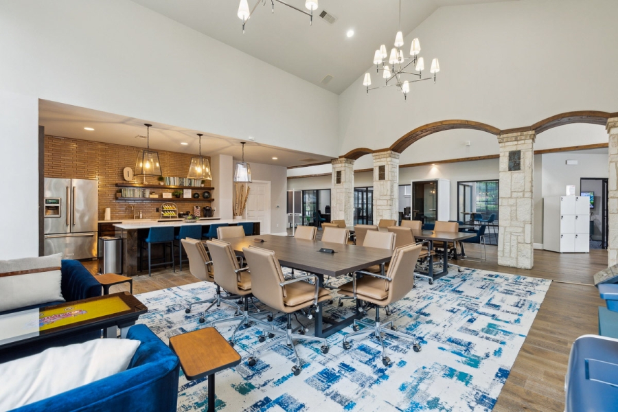 Enjoy a variety of cozy shared workspaces designed for focus, comfort, and productivity.