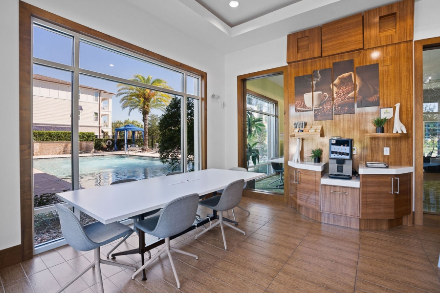 Enjoy a variety of cozy shared workspaces designed for focus, comfort, and productivity.